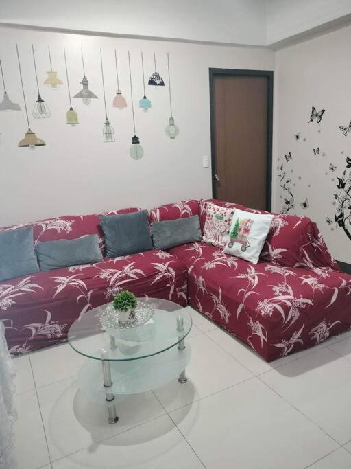 Cubao Manhattan Heights, Unit 8Bc Tower B, 1 Br Manila Exterior photo