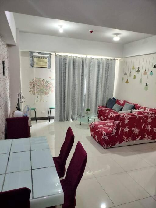 Cubao Manhattan Heights, Unit 8Bc Tower B, 1 Br Manila Exterior photo